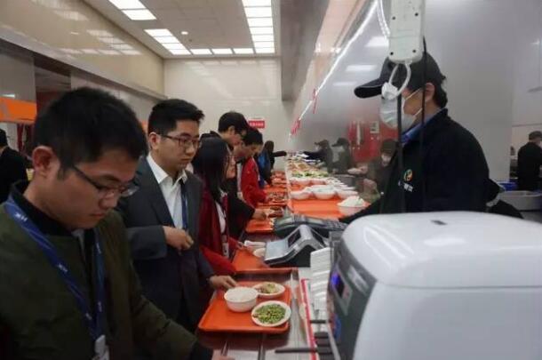 廣州超贊的午飯，都被這家食堂承包了